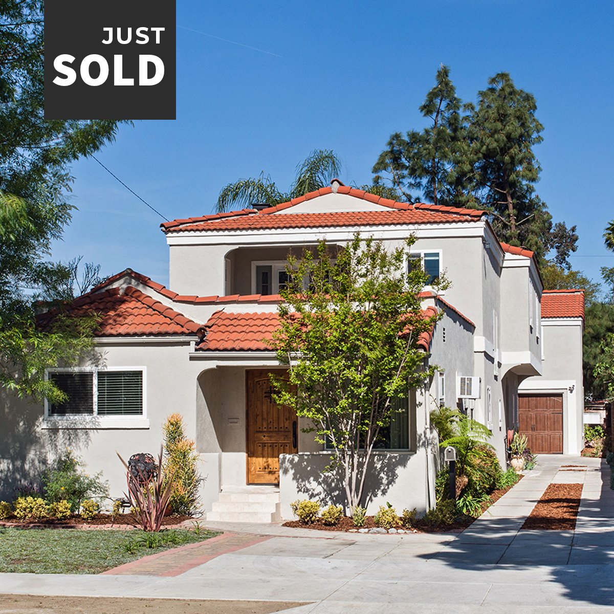 DTLA_Properties's tweet photo. Congratulations are in order for my wonderful clients who just closed on this beautiful Atwater Village home! 

⭐ SOLD 

#Soldbyjon #losangelesrealestate
#dtlarealtor #realestate #justsold https://t.co/Z51MDBT5Jb