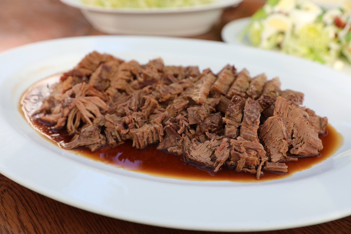 fivecrowns's tweet photo. In celebration of #Passover this year, from March 27 - April 4, we will be offering Slow Cooked Brisket, Spring Pea Soup, Mashed Potatoes Green Cabbage, Sticky Toffee Pudding and Butterscotch Sauce. Place your order at https://t.co/BgYbwkb7X3. #foodie #theoc #cdm #ocfoodie https://t.co/eHyhBvi1E2
