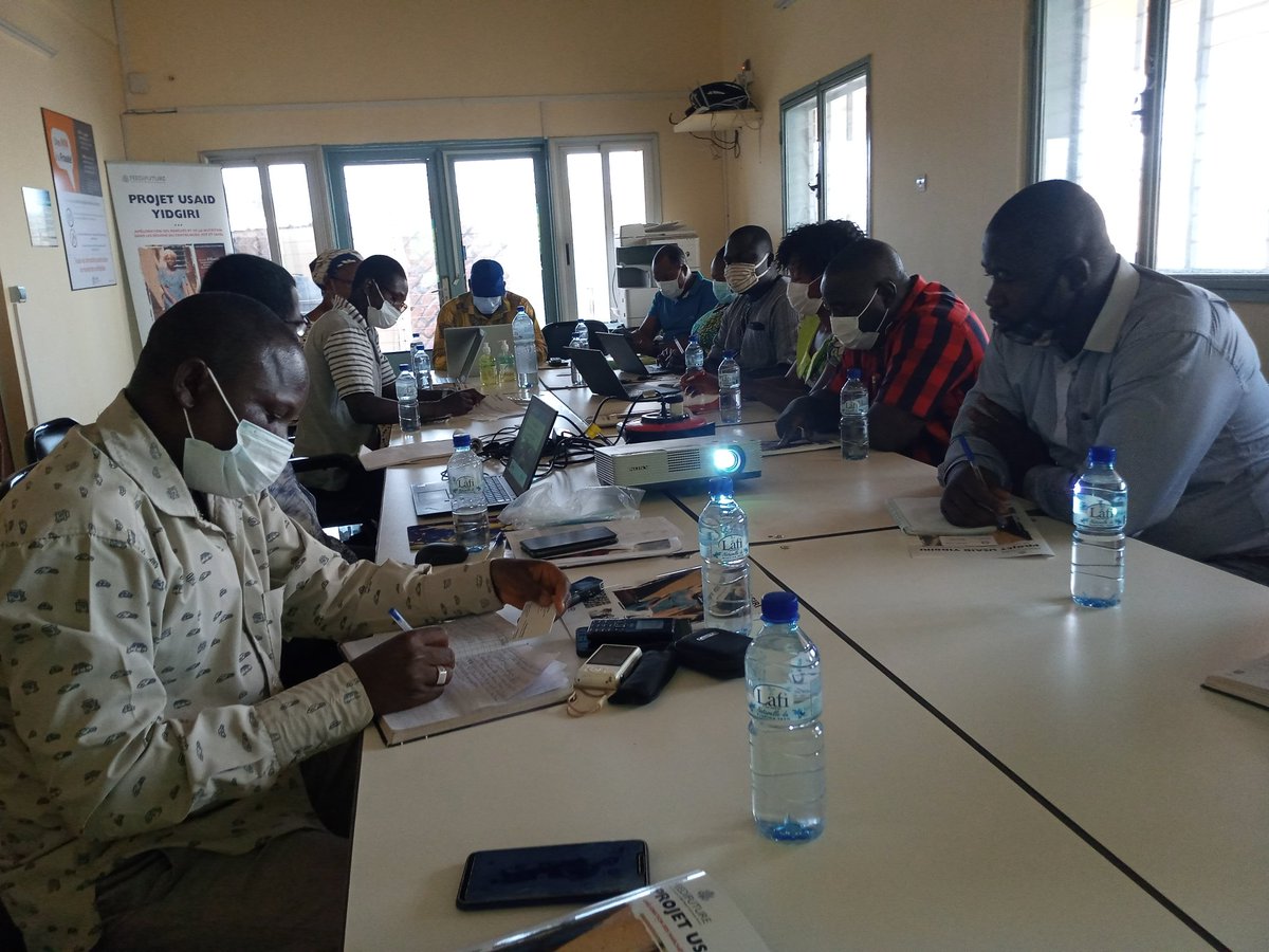 RENEKABOR's tweet photo. #CARAVANE_SCC_RISEII
visite guidée à #Yidgiri, projet œuvrant pour l'amélioration des marchés et de la malnutrition au Burkina Faso https://t.co/RW5a5oS25N
