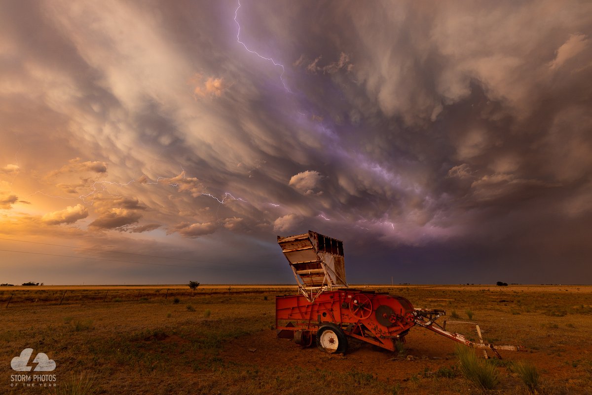 thestormys's tweet photo. Bravo to our six Photographer of the Year Finalists! Check them out here and see all their hard work from 2020! https://t.co/dMPFZF8DbG #stormphotocontest #thestormys https://t.co/KR7dDUcBUP