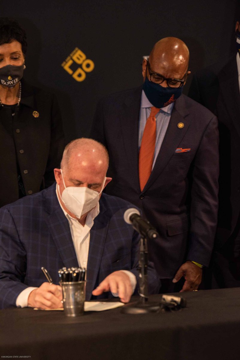 morganpres's tweet photo. Historic Day in MD. After 15 yrs. of litigation, settlement is finally reached. With the $20 million or so coming to Morgan, we will mount a few degree programs to be in alignment with the human work of the future. I wanted to make sure the signature was in non erasable ink😀! https://t.co/IGGm6CXRzG