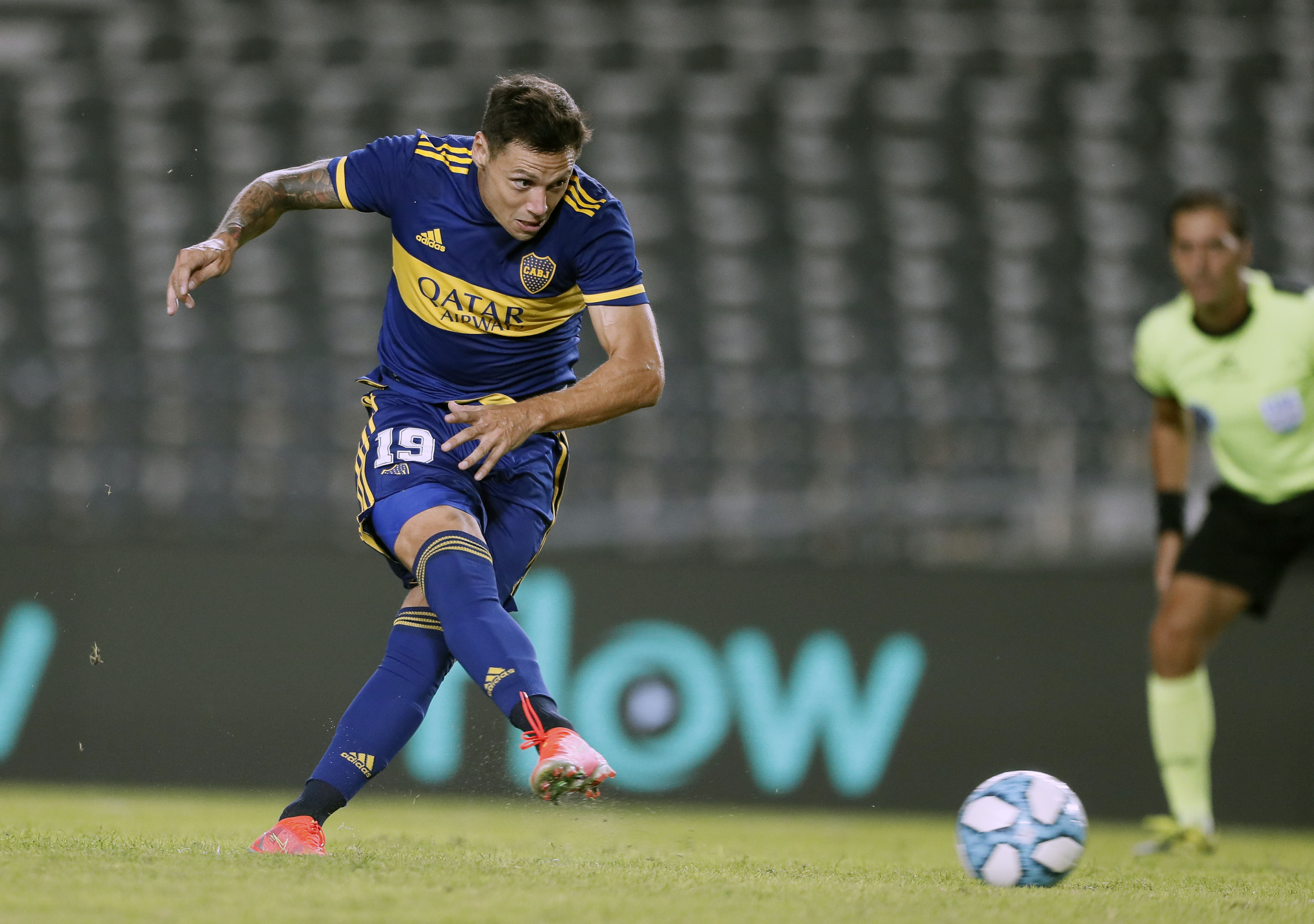 Mauro Zarate goleador de Boca Juniors