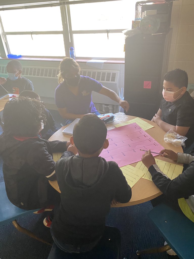 JanaeCapshaw's tweet photo. Ms. Rios and her scholars were rockin small group instruction! 🤩#handsonmath #mesgrit #magicatmes @MorningsideFW @vanessacuarenta https://t.co/KqASHvJCMA