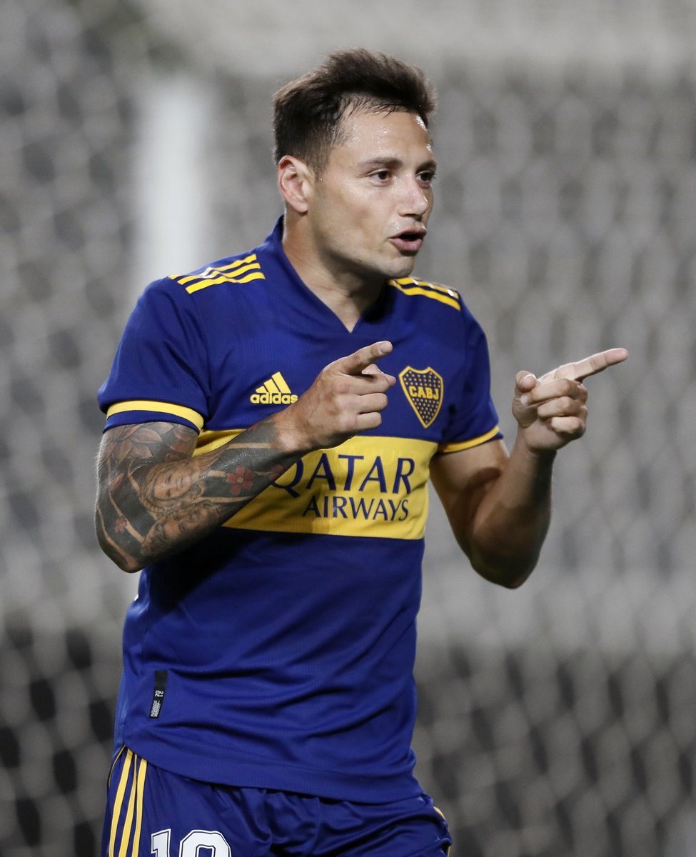 BocaJrsOficial's tweet photo. 📸 El festejo de Mauro, cuadro por cuadro... https://t.co/UlyFyEcEss