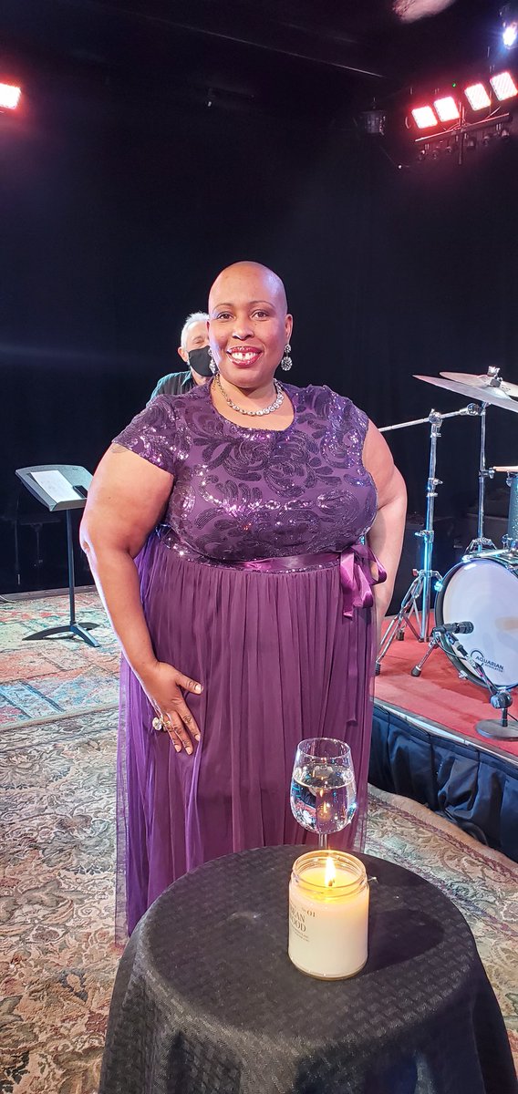 dapper1932's tweet photo. The beautiful, talented, Kenya Templeton. To call her a jazz artist would truly place her in a box. We love having her on our "stage" here at Dapper Street. We have some great recordings that are soon to be released. Stay tuned! https://t.co/fFvOtyyaW5
