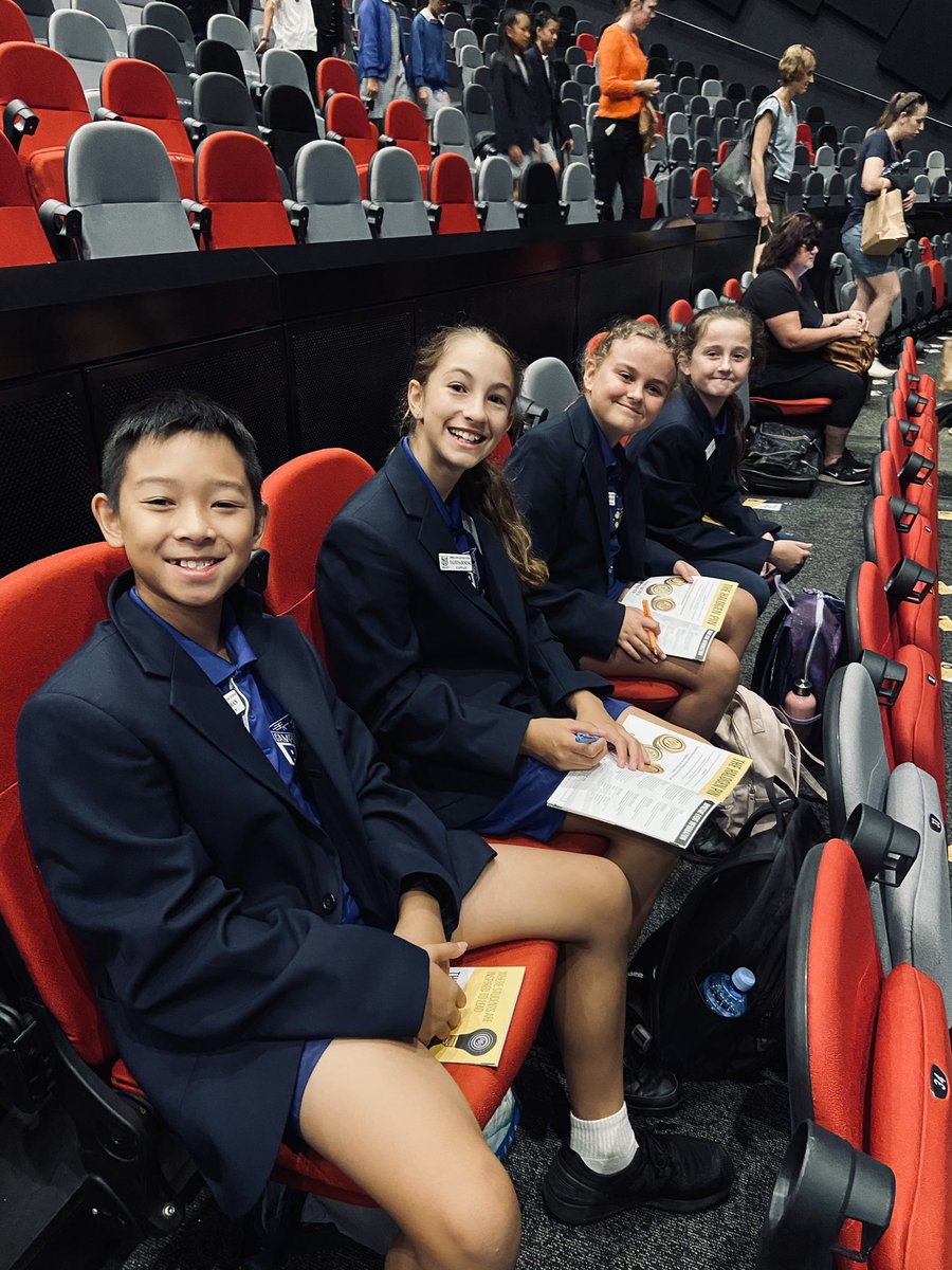 A fantastic morning with <a href="/CampbelltownEPS/">CampbelltownEastPS</a> captains this morning @ #NYLD . Students were very inspired listening to <a href="/LachieSmart2/">Lachie Smart</a>