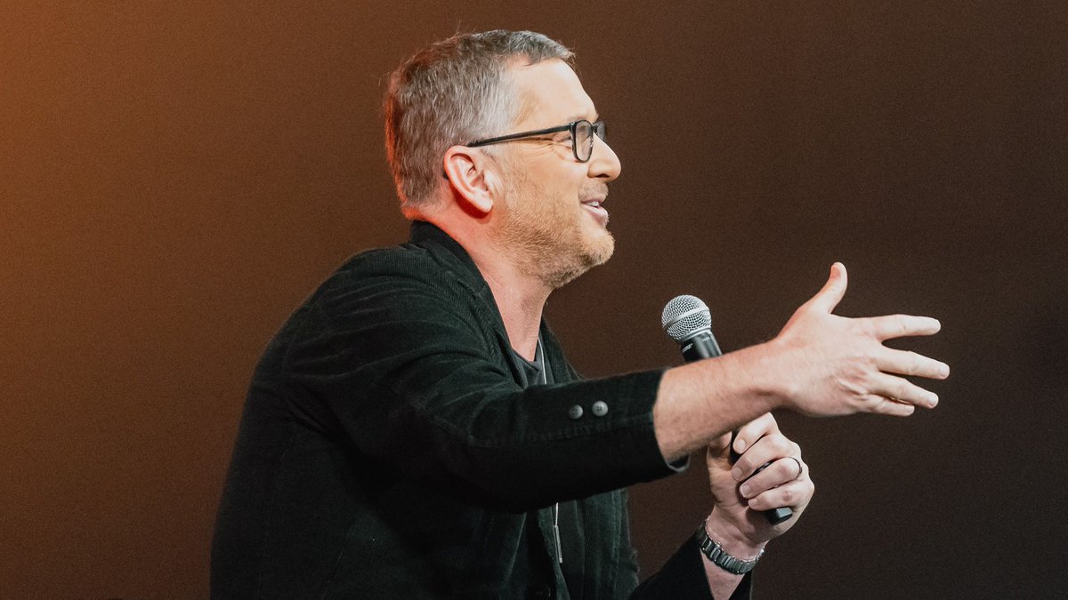 CelebrationJAX's tweet photo. Have you heard the news? Our Global Senior Pastor Stovall Weems will be in the house preaching THIS Sunday at our Arena location! If you can't make it in person, click the link below to watch live. 
https://t.co/4A7fCnlc8C https://t.co/FfeXk7Yria