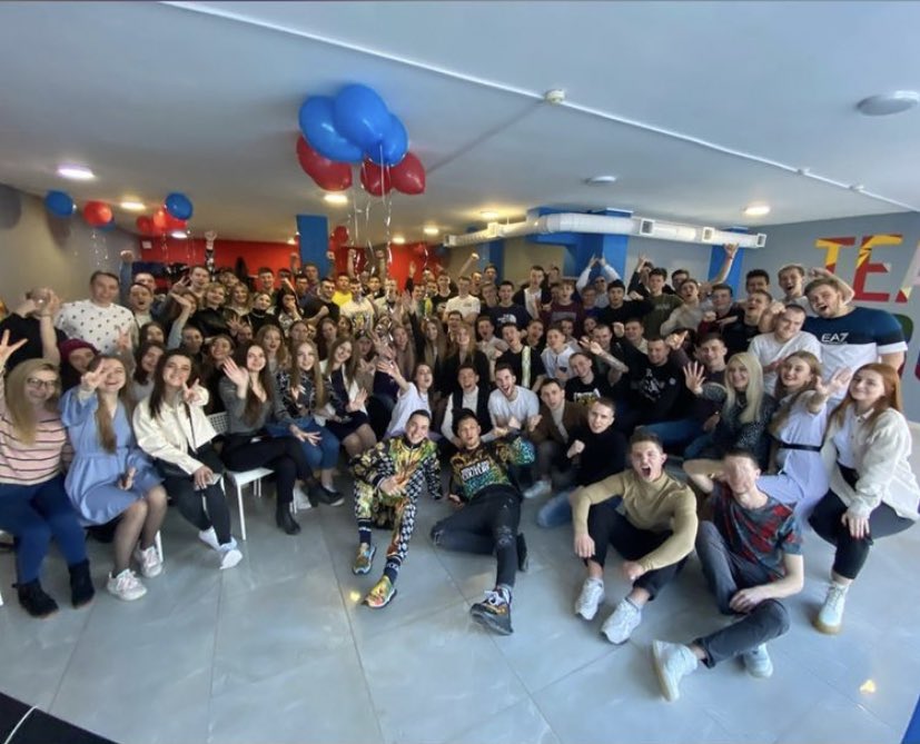 shechkove's tweet photo. Наша банда 🤍🤍🤍 https://t.co/GqneYcyQTs