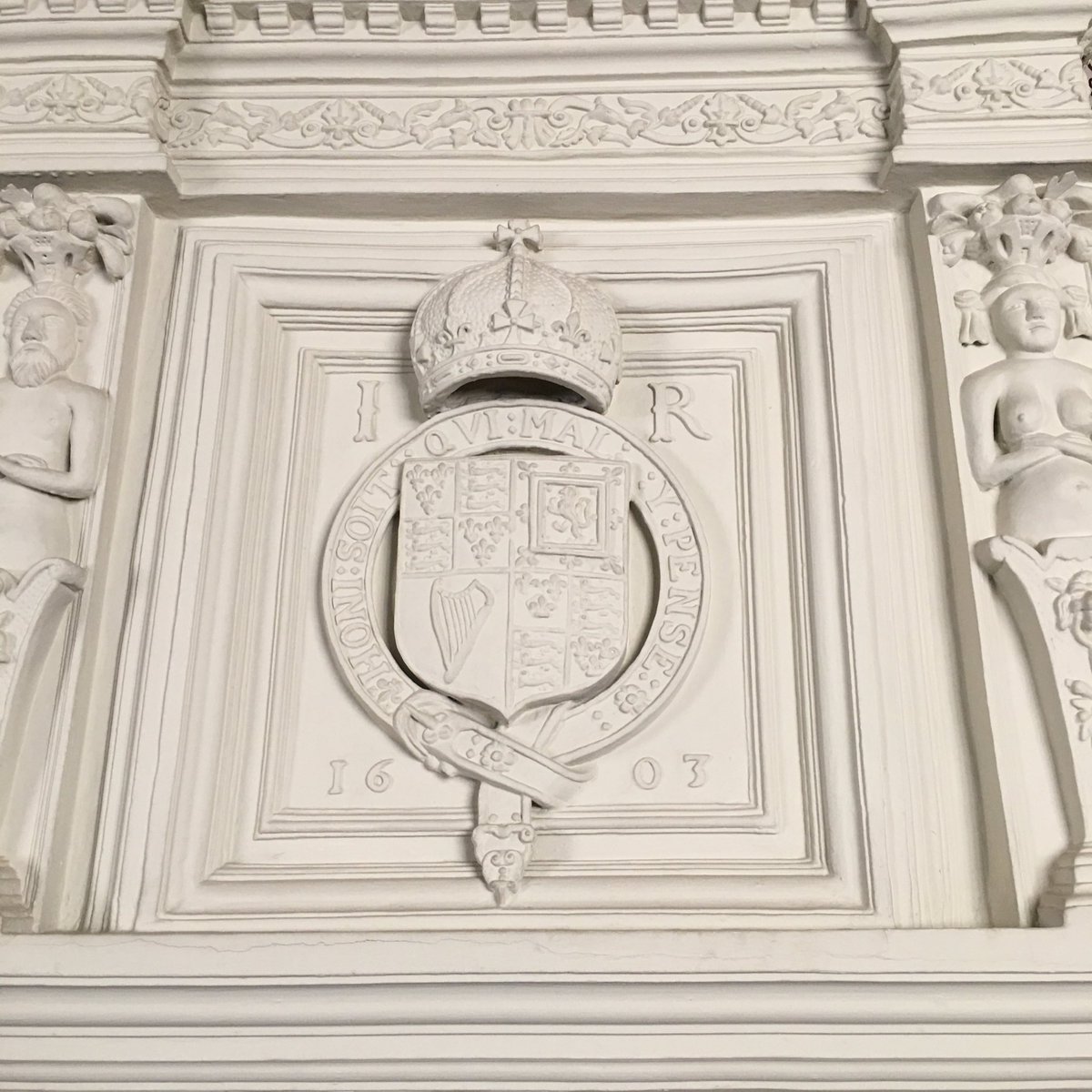 Amy Carney tweet media