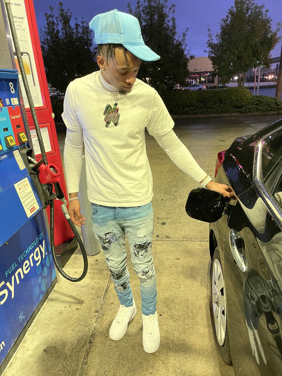Sav2Different's tweet photo. I Fear Nothing If it’s Different then imma make sum🥶 #BigFD https://t.co/CcRRPhWa3i