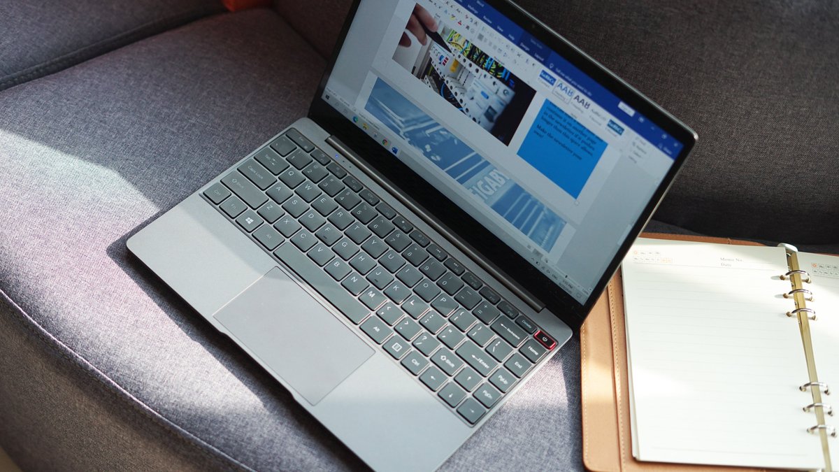 chuwidotcom's tweet image. Don’t keep busy when your work is in a mess. 
What you need is to stop and think. 🤔
Keep everything in order with #CorebookPro： bit.ly/CoreBookPro
#chuwicorebookPro #stayhome #workfromhome #staysafe #bugdetlaptop #bestlaptop #chuwilaptop #work