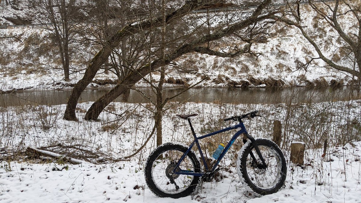 profcjholden's tweet photo. @CRChartier @benjaminle Here's one in the snow from December. https://t.co/viem288qRG