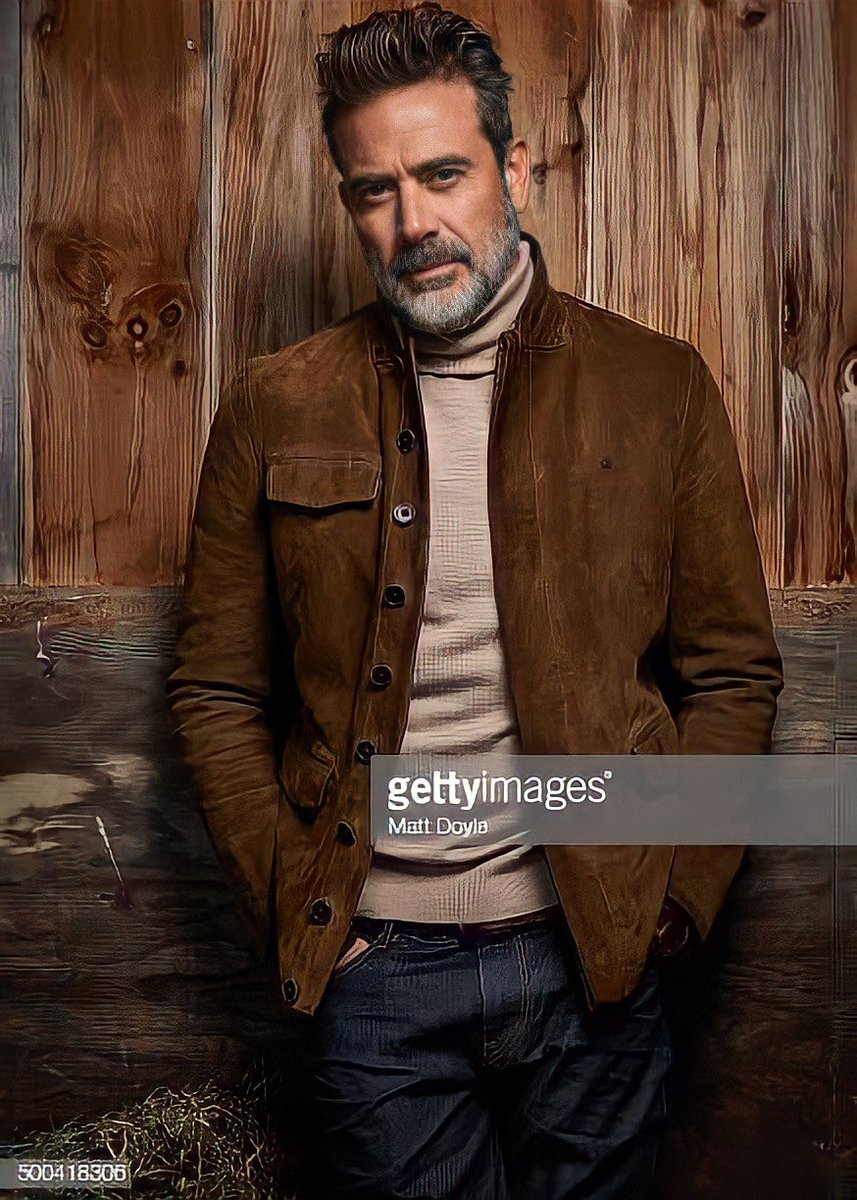 criebabycancer's tweet image. I could never have a crush on an older ma-.......