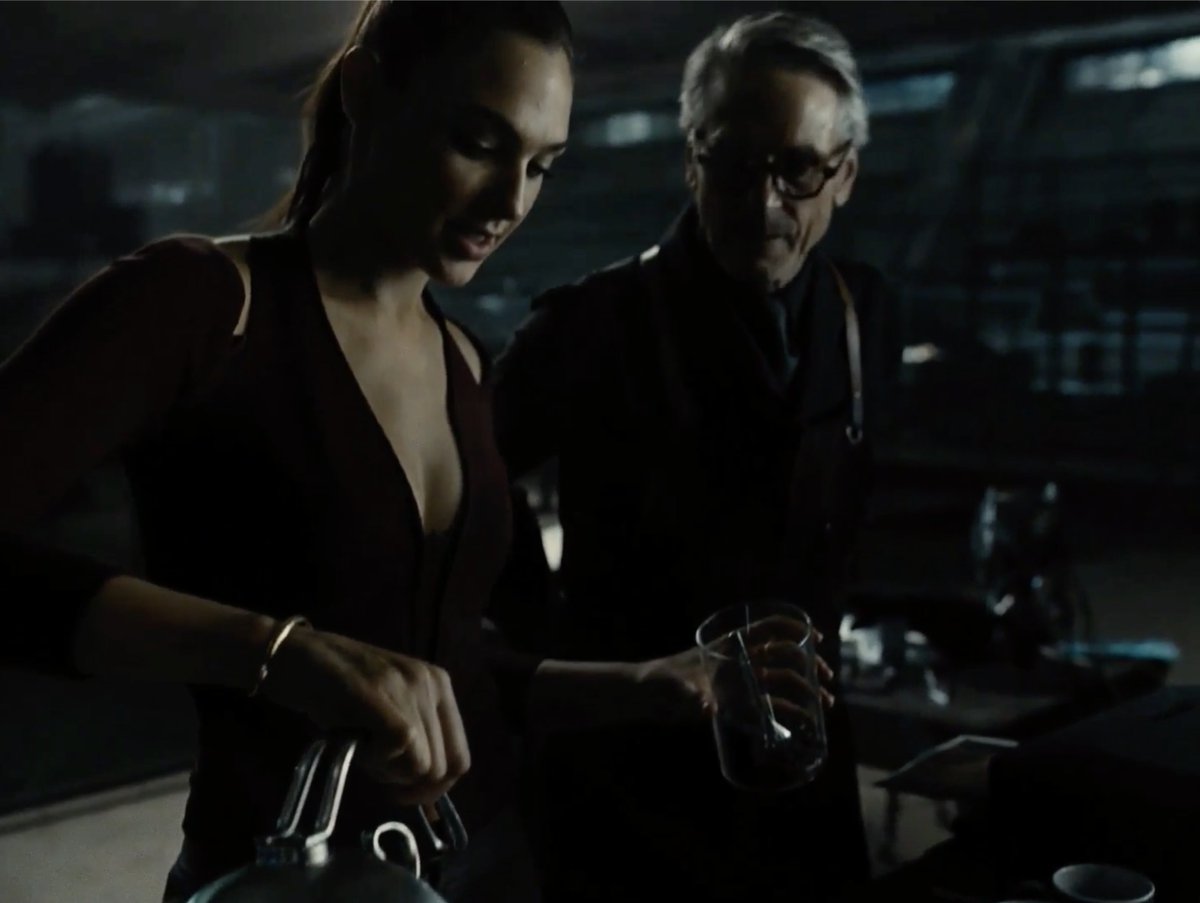 Lons's tweet photo. Tea PrePARED! https://t.co/kTEks2feVs