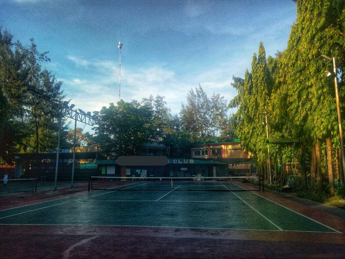 _lostboyx's tweet photo. Thursday Moooorning Grind ☀🎾🔥💦💦💦 #goodmorning #tennis #court #pasingot #pamaol https://t.co/SkSHBpNFpG