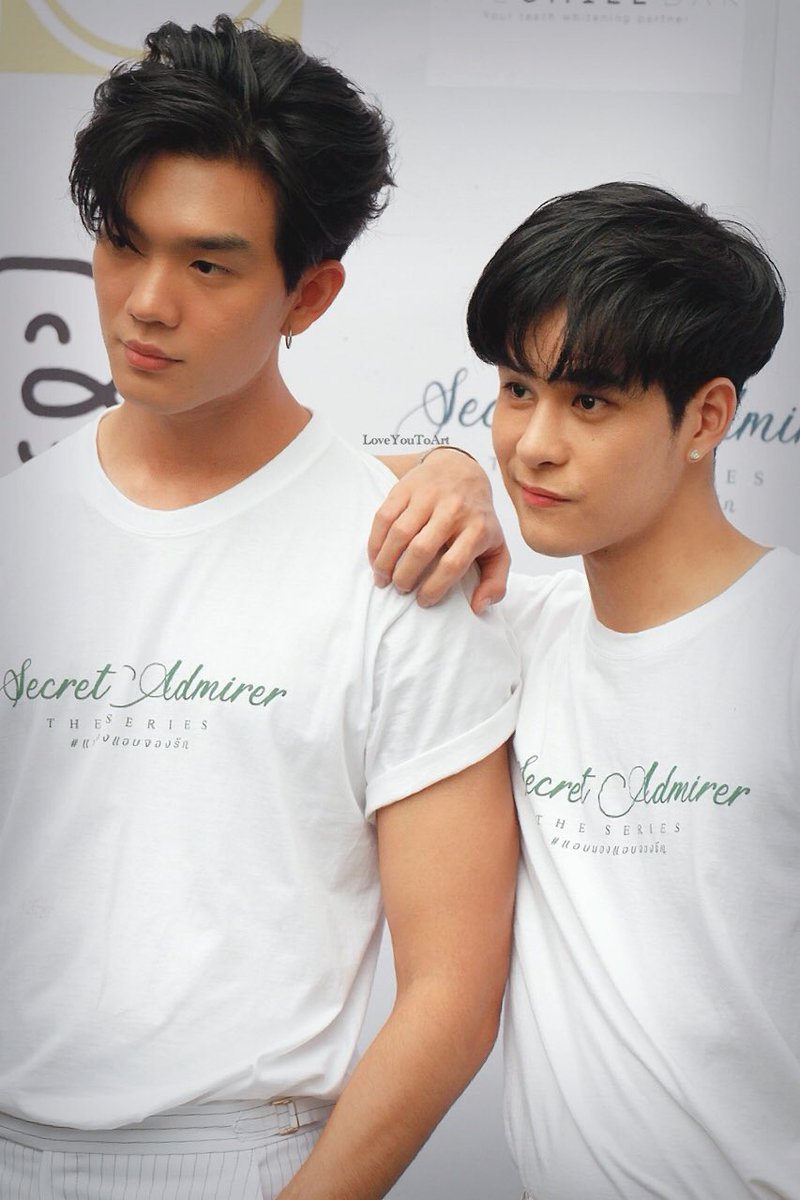 LoveYouToArt's tweet photo. “ไม่ใกล้ไฟจะรู้ได้ไงว่าไฟอุ่น 
ไม่ใกล้คุณจะรู้ได้ไงว่ามีคุณแล้วอุ่นใจ”
#ArtPakpoom #Yongyut 🐵❤️🤍🦦 https://t.co/EmsE9ZlwA9