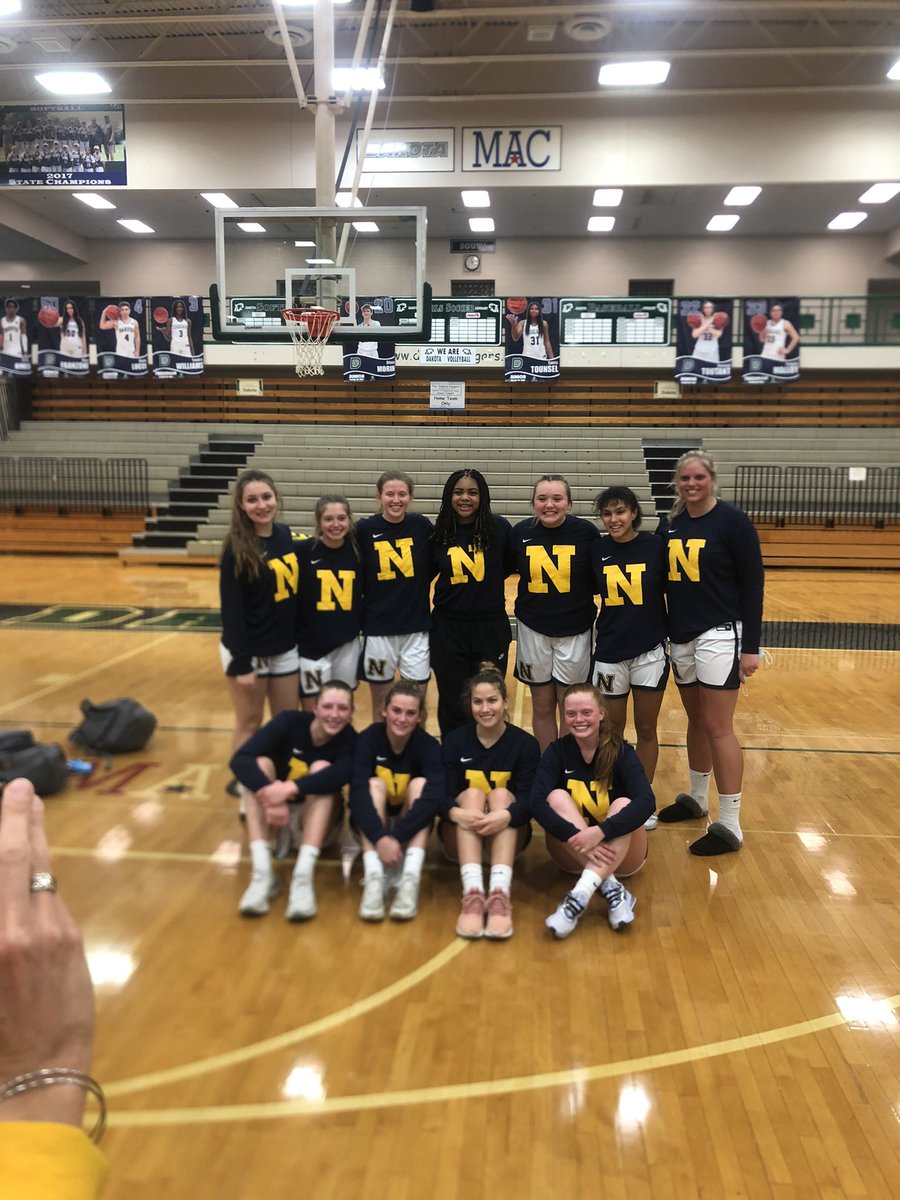 phnwbb's tweet photo. That’s a wrap on the season for the Huskies. Not the end that we wanted, but happy to be able to play all our our games. #GoHuskies https://t.co/CIBkNBbVCd