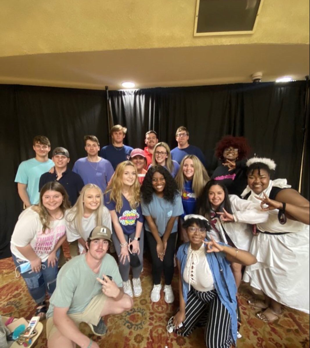 vstategammas's tweet photo. ‼️GREEK WEEK‼️
Greek Week is here and congratulations to our team💕 Queen won first place for the sheet sign and trivia. Wish us luck for Field Day tomorrow!! 

#greekweek #vstategreeklife #greeklife #slg #vstatemgc #vsu #goblazers🔥 #queenband #trivia #sheetsign #firstplace🏆 https://t.co/YO1S9BYqKn