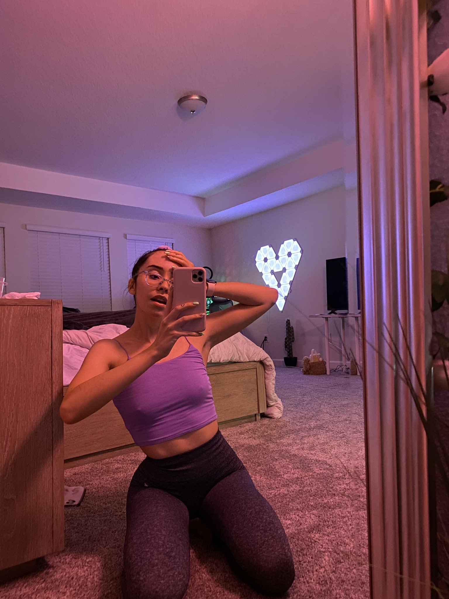 cate on Twitter: "what’s on your mind? https://t.co/8bGO4Vf6Kw" / Twitter