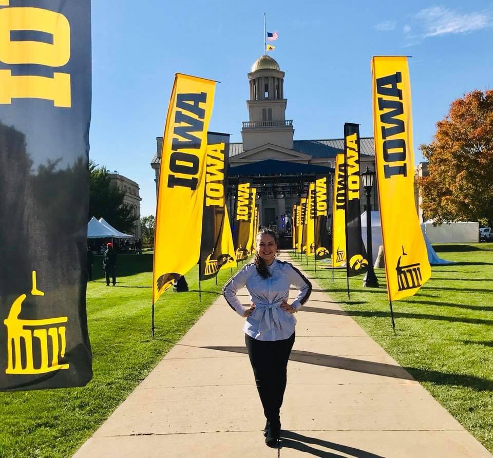 uiowaalumni's tweet photo. Our LAST 4⃣ photo challenge winners! Congrats @SherryMarek, @lajesspadilla, @abiramesh3, and @paul_bellus. They chose to support @HawkeyeBand, @UIStudentLife, Iowa Debate, and Iowa Honors. Thank you to everyone who posted photos today! #1DayForIowa https://t.co/JaOwWQTR9z