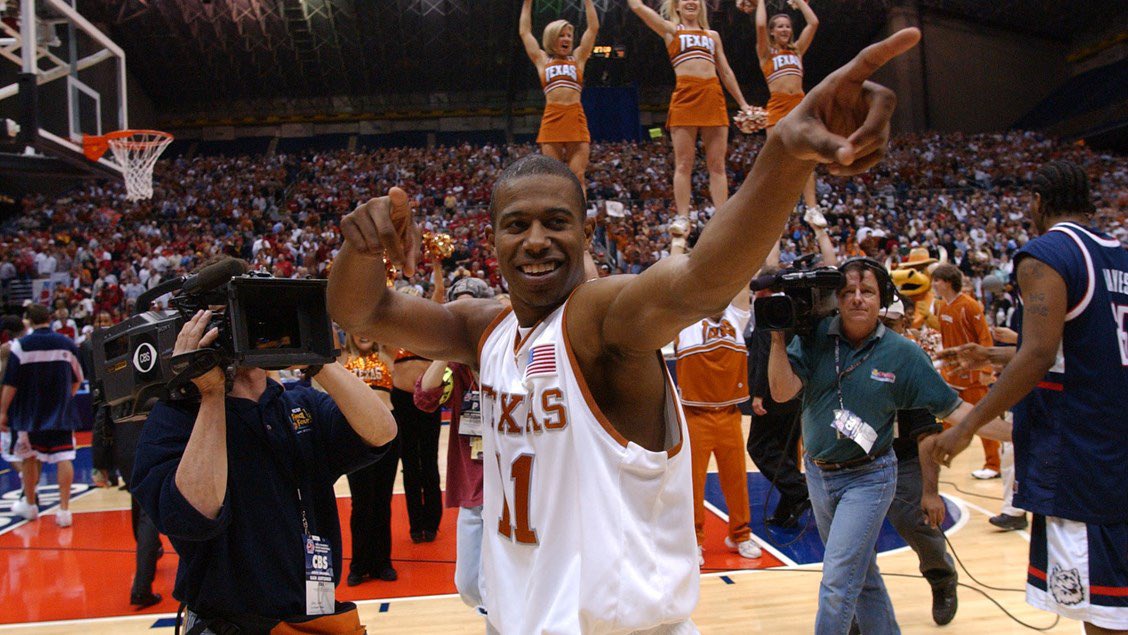 Happy Birthday to a GOAT!!! one of my favorite Longhorns ever!! 