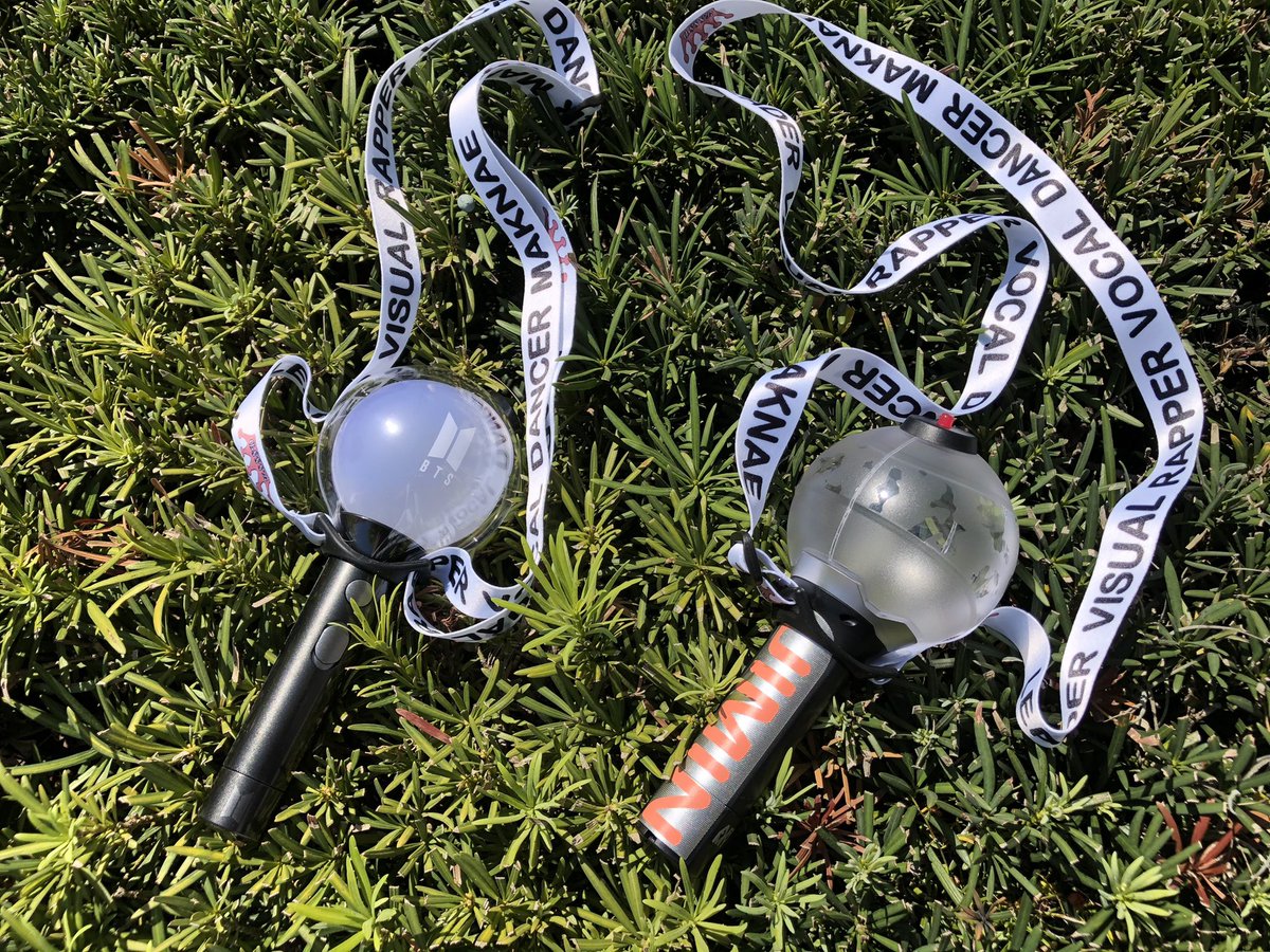 So...can we please normalize taking your ARMY bomb out for a walk when the weather is this nice? 

#missingconcerthours #missingconcerts #fanlightholder #fanlightlanyard #lightstickholder #lightsticklanyard #Lightstickstrap #multifandommerch