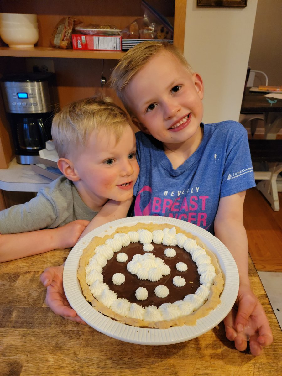 PrimaryPassions's tweet photo. Our family absolutely loved reading PIE together by @AuthorWeeks for our @BF_Elementary book club. My first grader said I could compete in the blueberry but we have to work on the crust ๐คฃ. Ready to start HONEY tonight #weare44 https://t.co/2GMJ7Fqw6S