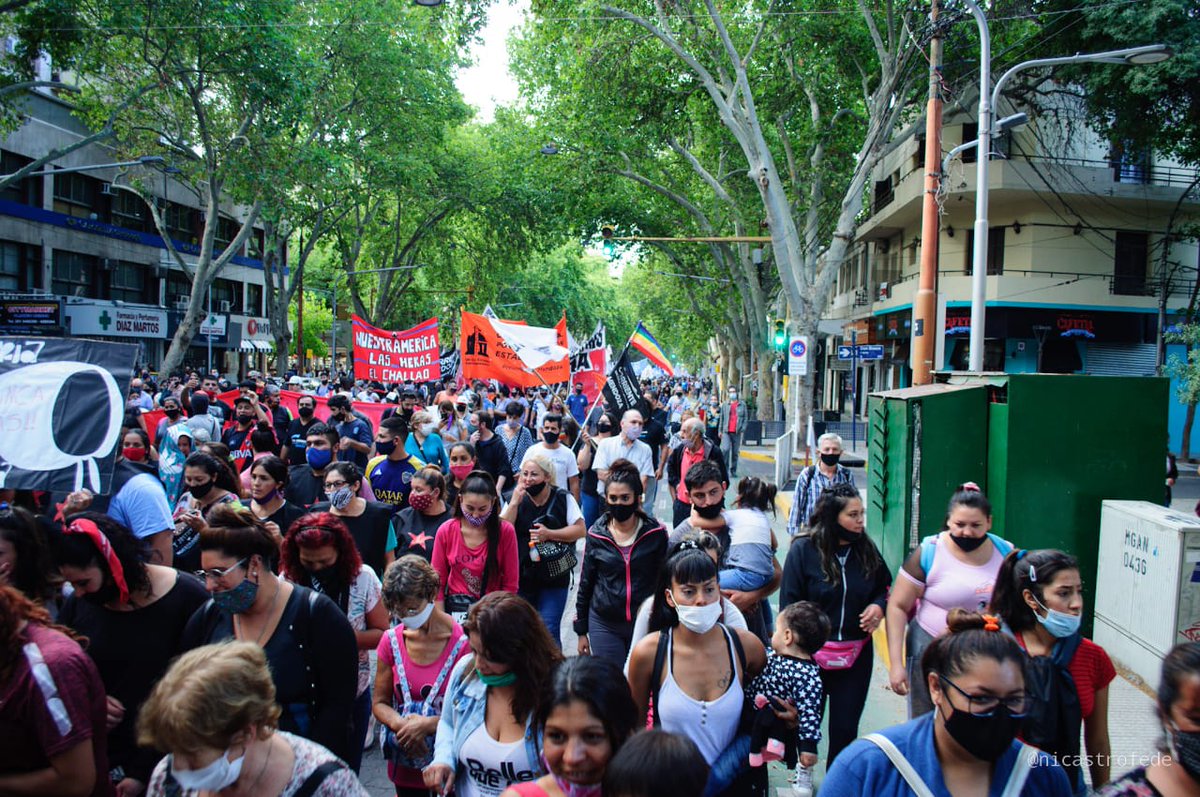 CorrienteMza's tweet photo. #24deMarzo

Marchamos por las calles de Mendoza. Como cada 24 de marzo reafirmamos nuestro compromiso por #MemoriaVerdadYJusticia 

#NuncaMas https://t.co/mu4mbcWUvf