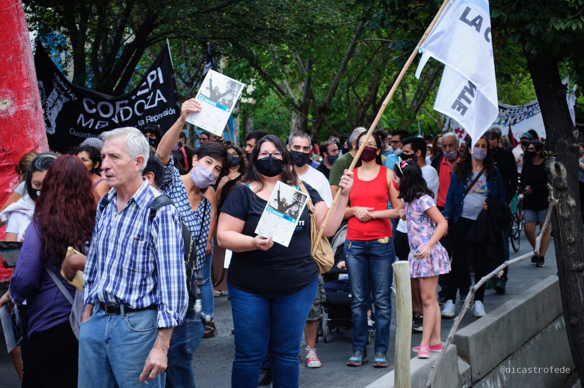CorrienteMza's tweet photo. #24deMarzo

Marchamos por las calles de Mendoza. Como cada 24 de marzo reafirmamos nuestro compromiso por #MemoriaVerdadYJusticia 

#NuncaMas https://t.co/mu4mbcWUvf