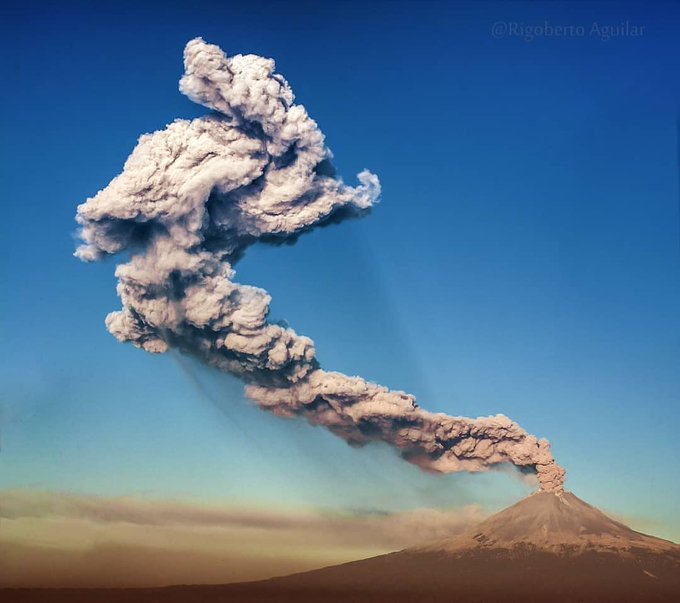 Seguramente t&uacute; tambi&eacute;n tienes una foto de nuestro impresionante Volc&aacute;n Popocat&eacute;petl, &iexcl;comp&aacute;rtela en los<a href="/tag/somosrotamundos"class="tags"><span>#somosrotamundos</span></a>