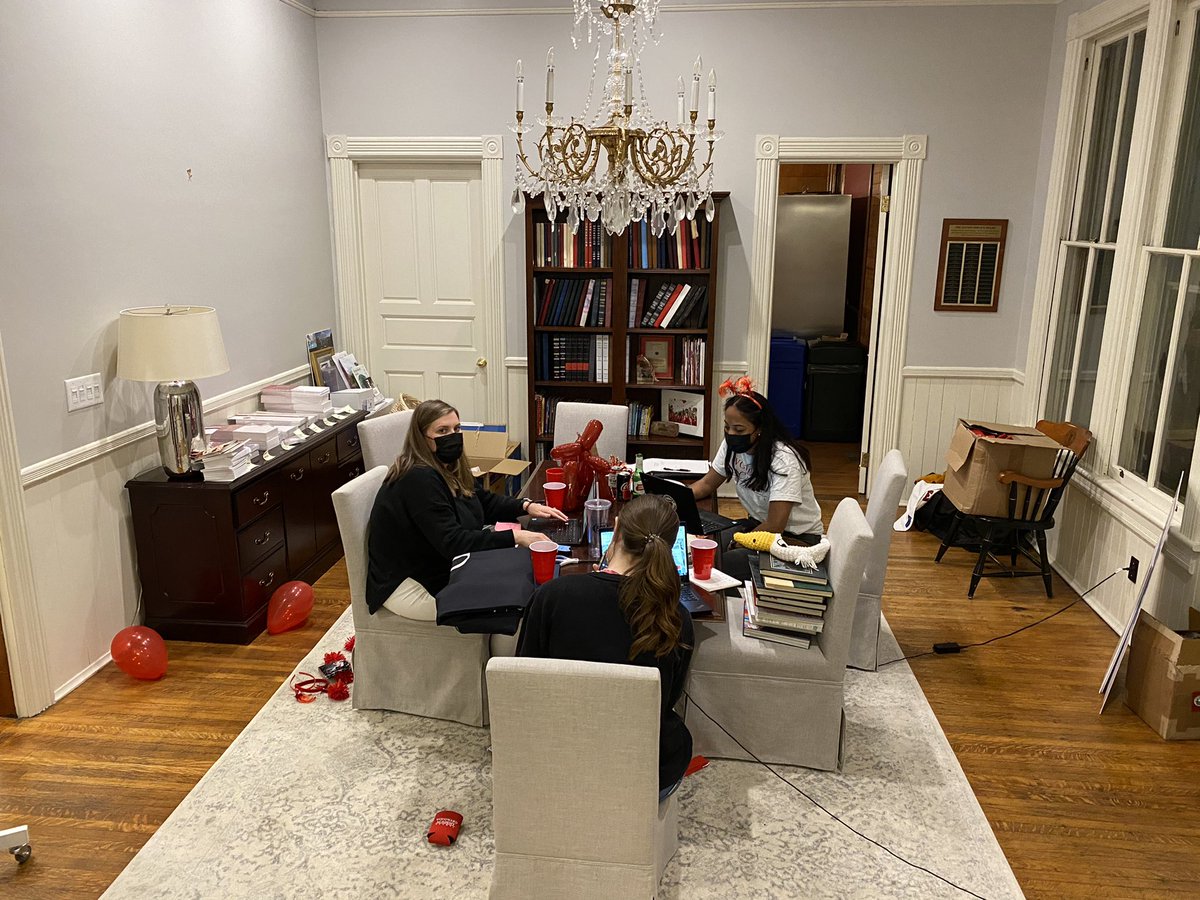 CFreer1994's tweet photo. It’s 9:45 and @TheWoodwardFund team is still @WoodwardAcademy with just over 2 hours until our #1DayForWA 2021 ends and we are 83 @WAalumni DONORS away from our goal!!! Please give at https://t.co/d8JMIhdKlj now! @WAPresident #WoodwardGrateful https://t.co/R5U7KKgP9T