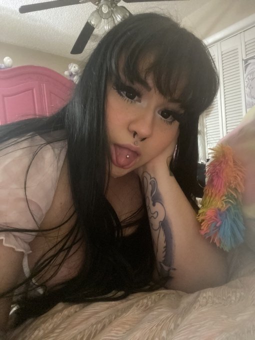 how m i this cute idk https://t.co/G1WfyFkJkc