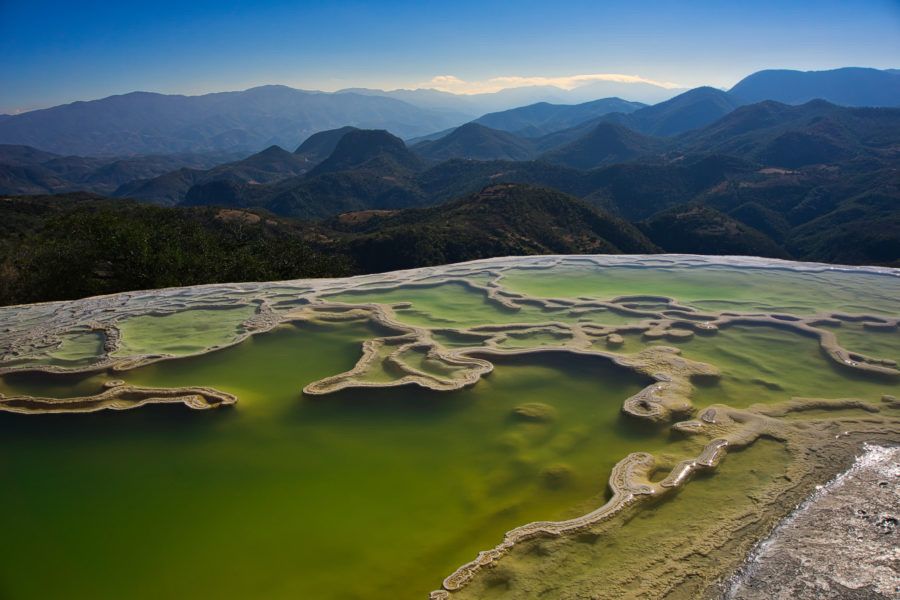 mexdesconocido's tweet photo. Este balneario natural es uno de los atractivos de Oaxaca más populares. Hoy se anunció el cierre de Hierve el Agua. Te contamos lo sabemos al respecto. https://t.co/37IXXa5guo https://t.co/OGtxWCMrtk