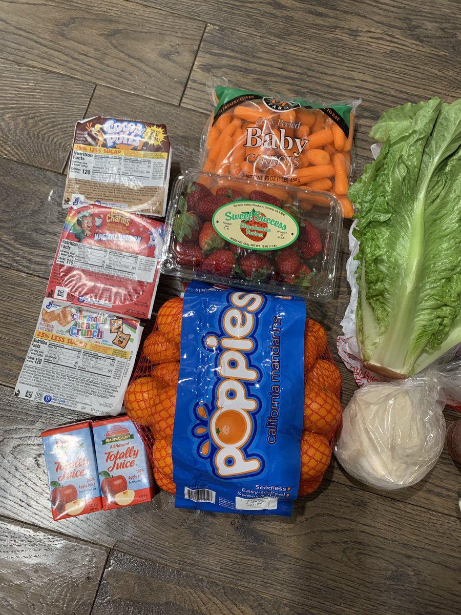 OLSDFood's tweet photo. Thank you to those families that ordered and picked up Spring Break Meal kits today!! #flourishhere @OlentangySD https://t.co/4bt48RnLEN