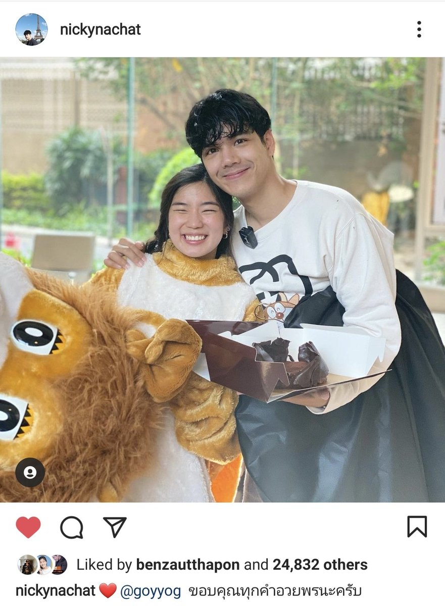 1108_AJ's tweet photo. แกล้งบอกไม่มีอะไรให้ สุดท้ายมาเป็นมาสคอตสิงโต สุดมาก🎂🎉❤ น่ารักมาก😍 #NickyNachatHBD #นิกกี้ก้อย https://t.co/FoxTXkq2in