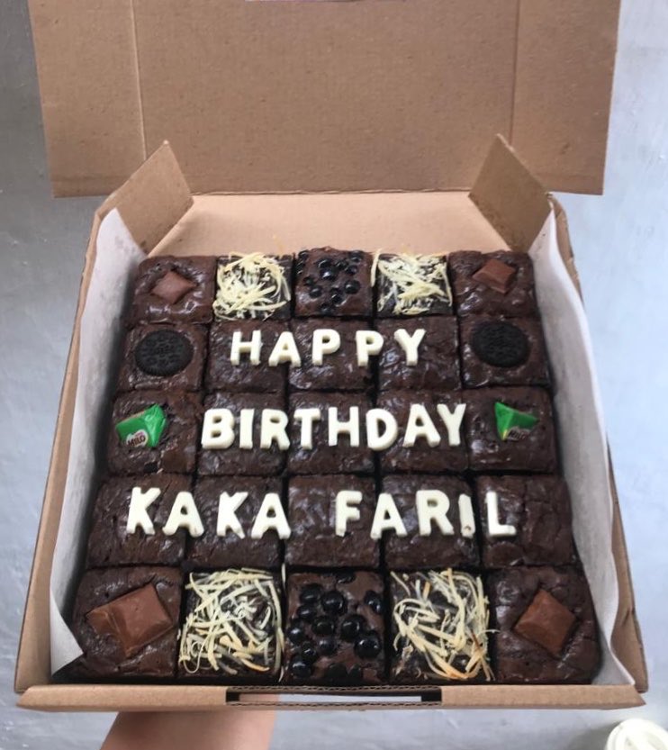PutraDe16's tweet photo. yukkk di order brownies nya..
Uk.20x10 : 65K (free Request Ucapan)
Uk.20x20: 110K (Free Request Ucapan dan Lilin Birthday) https://t.co/4C841hTJDS