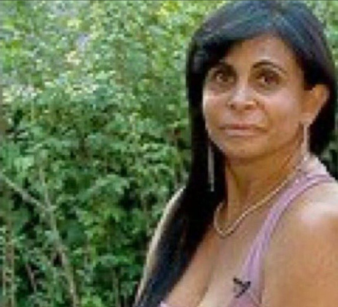 beattrizzcn's tweet photo. Quero seguir mais gente que gosta da juliete e Camila! Não aguento mais Gil e Sara na minha tl. Tô aturando por conta do fefo Só. O povo só sabe falar mal dos outros, não levanta qualidade dos fav deles. Só mete  o pau nas outras pessoas. https://t.co/K06vwc0XOa