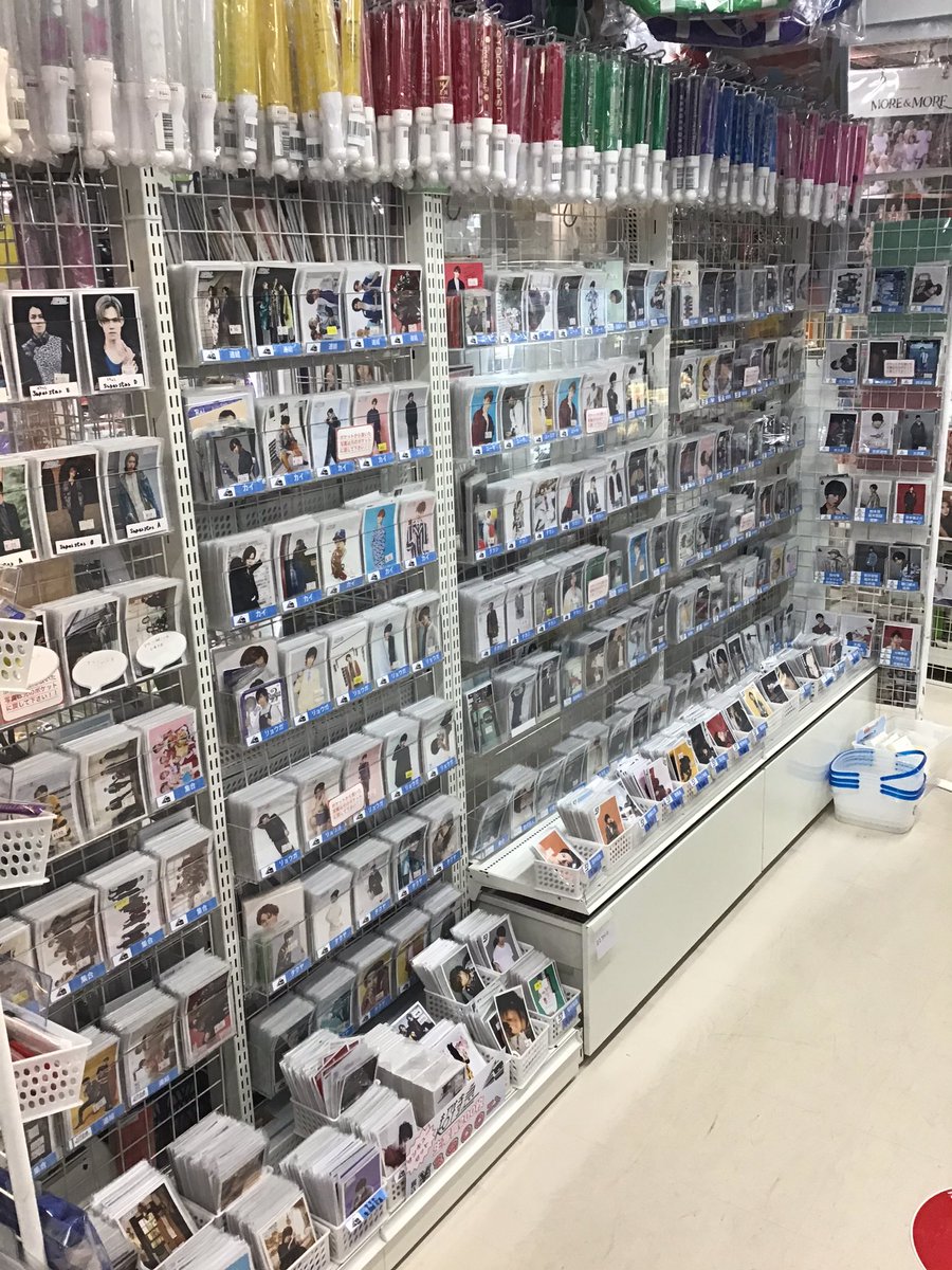 Trio原宿2号店 a他 Fakemotion 今日から東京ガーデンシアターでlive Showですね お時間ありましたらぜひ1度ご覧ください Ebidan 超特急 Dish スパドラ Milk げんじぶ Ebissh さとり少年団 さくらしめじ 森崎ウィン 板垣瑞生 宮世琉