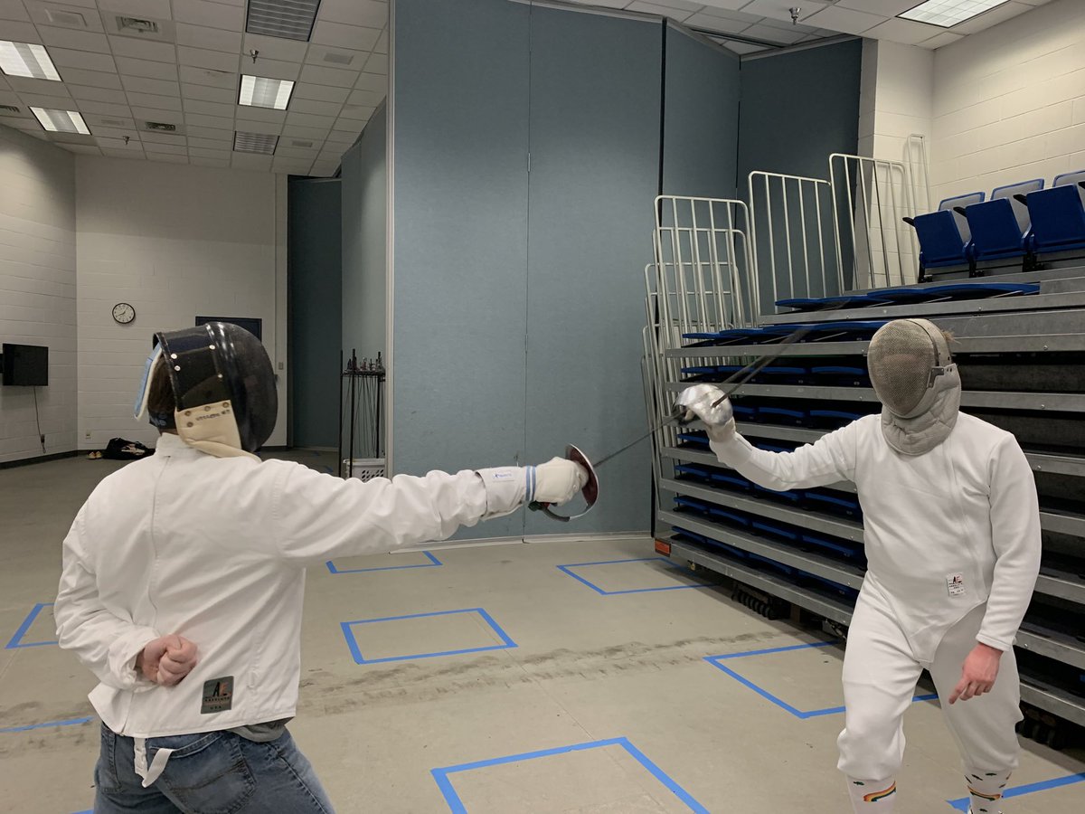 MikeMoore2001's tweet photo. #TOLEDO, OHIO - University of Toledo students Andrew Carter, Matthew Finch, Brammer Brakel &amp; Nicole Martin practice #Fencing at the schools Recreation Center Monday afternoon to learn and get better at the sport. ( 📸 =UToledo/Michael Moore) @intro2pj https://t.co/7YeQtw8Tej