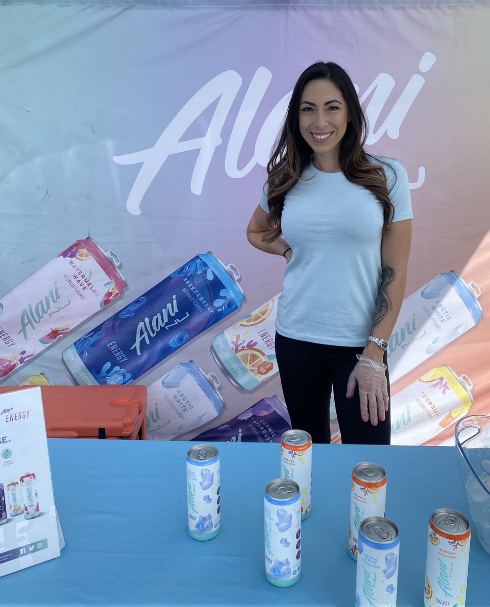 DascoEvents's tweet photo. We’re having a blast 🚀 with Alani Nu Energy Drink! @alaninutrition #AlaniNuBlitz #AlaniNu #Vegas #LasVegas #DascoEvents https://t.co/kZleBVgD0L