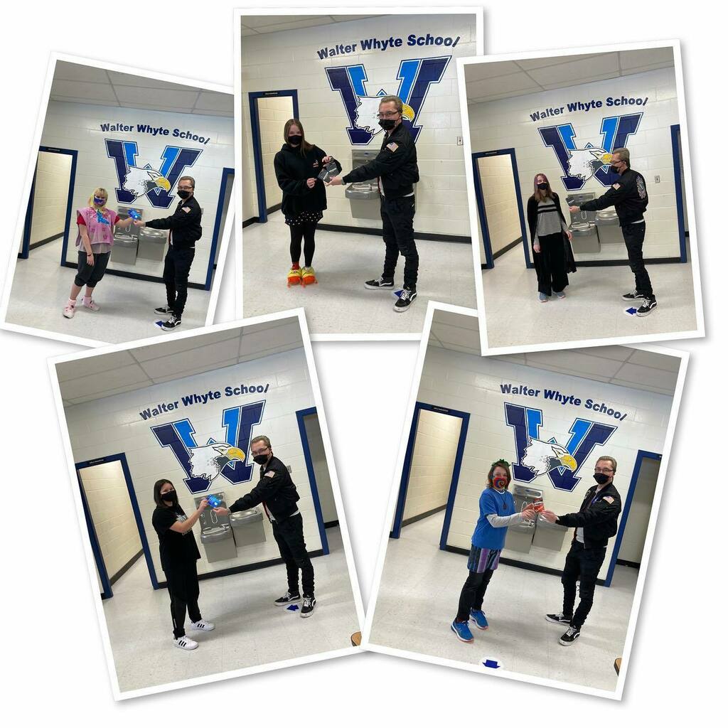 Congratulations to our Gr. 8-9 @iseeinterlake poster contest winners <a href="/wwhyte2/">whitney.whyte2@gmail.com</a> Very proud of all of you!! Today they were honoured with a surprise visit from committee member Jim Dao who made a special trip to present their prizes! instagr.am/p/CM0zZ6Ph1tUZ…