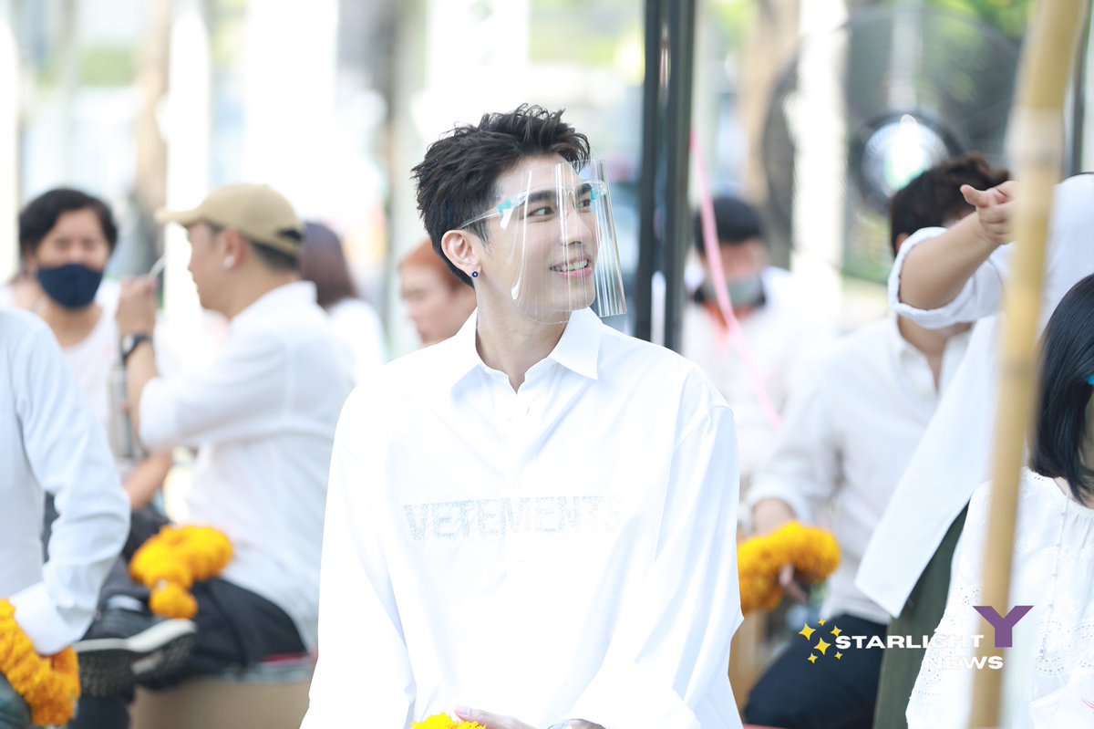 StarlightYnews's tweet photo. พิธีบวงสรวง "Drama For All" Super แม้น นำแสดงโดย มิว-ศุภศิษฎ์, สไมล์-ภาลฎา และ แมงมุม-ฑันท์ชิย์ #MewSuppasitStudio #MEWSUPPASIT #DramaForALL https://t.co/vi9kC6qJ8W