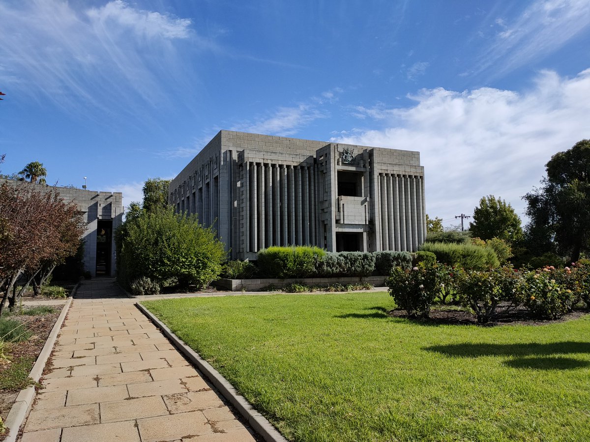 RNaitor's tweet photo. Northam Public library, Western Australia. @WWS_Haato
#HaatoWWTourGuide https://t.co/oBRF0hVT4S