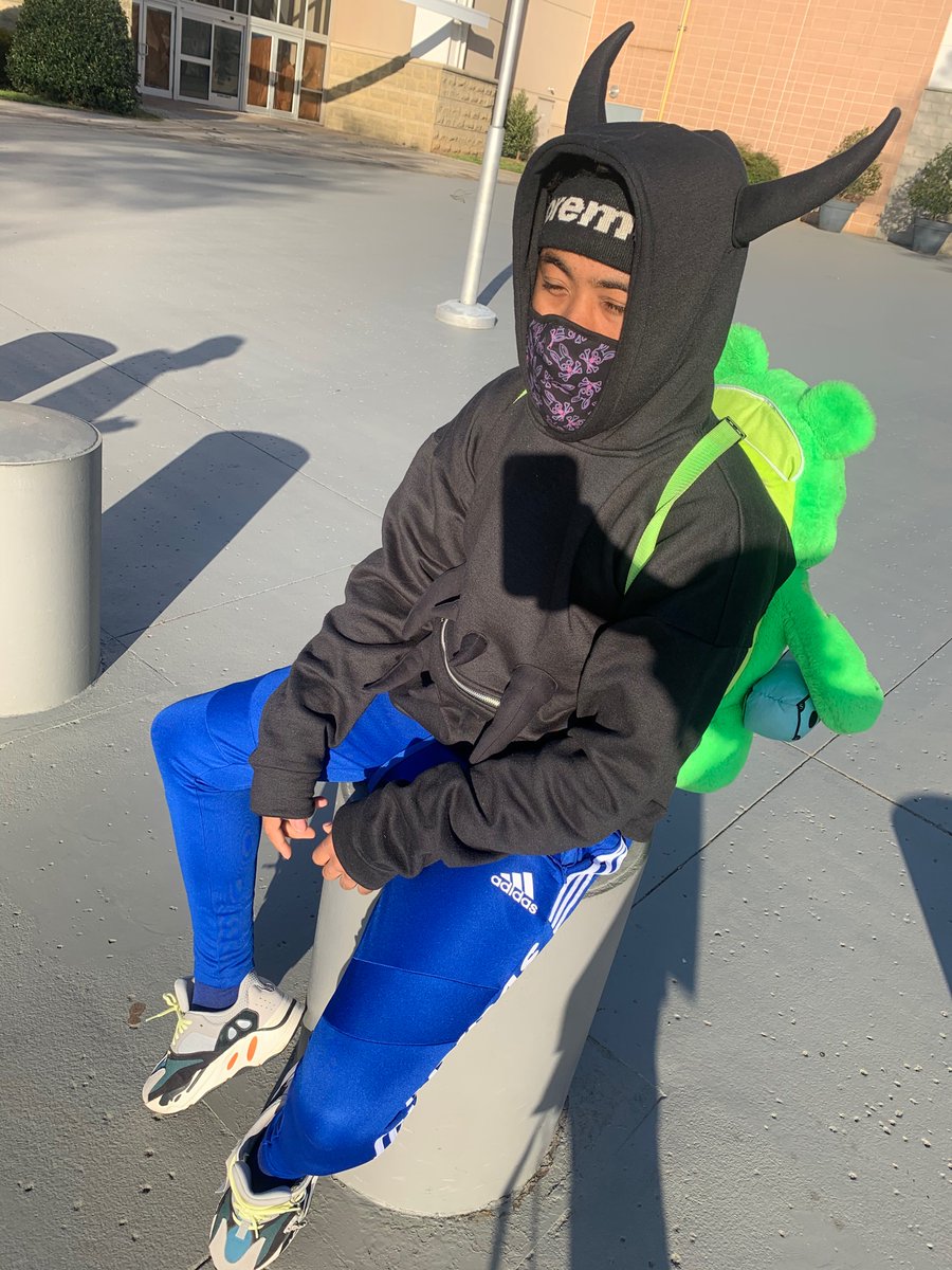 mccgillicutty's tweet photo. Digimon Demons 
😈🖤💔📳💮😷 
(I INFLUENCED SO MANY PEOPLE THAT HATE ME 🤣🖐) #2021 #MarchMadness2021 #wavecreator https://t.co/t6DAflznyK