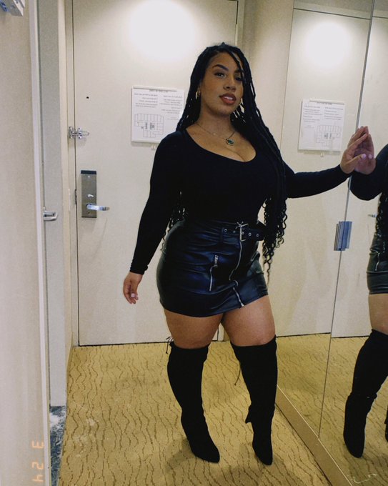 I come with a side of trouble but that&rsquo;s why your staying  🖤 https://t.co/dgxOfc1KGV<a href="/tag/bussitchallange"class="tags"><span>#bussitchallange</span></a>