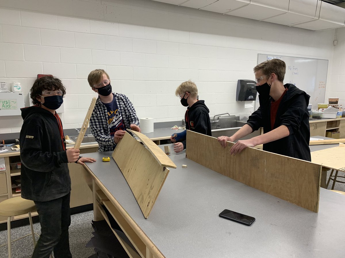 WILDmanachaban's tweet photo. Starting our Aztec model project. So thankful for #makerspace #rvsed #rvspl stay tuned for our final product! #inquiry #lotsofmath  @ManachabanMS @rvsed https://t.co/qXAO3abeFd