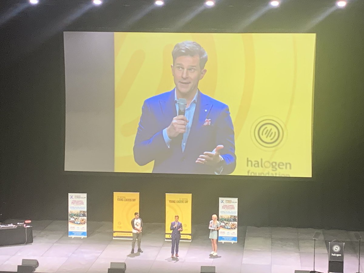 xela_k's tweet photo. Listening to @DavidCampbell73  sharing his tips for young leaders #NYLD2021 #atCHPSthisweek https://t.co/JmOeP5KiZU