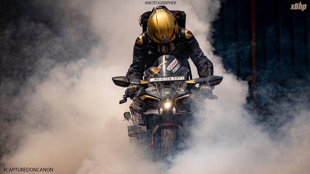 xBhp's tweet photo. What adds more punch to a burnout?
The woosh and chirps of a supercharger!
Here's #MindNinja engages in a signature burnout at Hyderabad on #RoadTripUnited2021
#CapturedOnCanon #EOSR5
Download high-resolution wallpapers from here: https://t.co/IdIzZe5DUX https://t.co/lcUiXUksUL