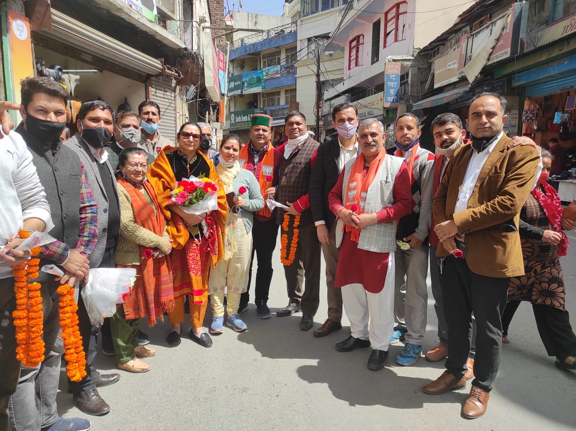raja4bjp's tweet photo. सोलन आगमन पर भाजपा प्रदेश सह प्रभारी आदरणीय श्री @SanjayTandonBJP  जी का कार्यकर्ताओ द्वारा भव्य स्वागत किया गया। https://t.co/aaS9zWXV4T