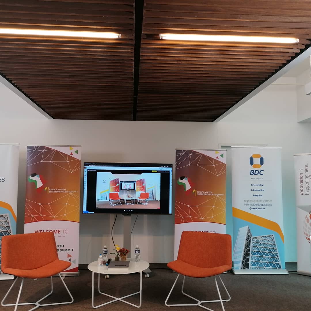 VisualPoem's tweet photo. We are about to go Live.
The 4th Annual Africa Youth Entrepreneurs Summit - Virtual.
This Year’s Theme; Integration of Youth Businesses into The Digital Global Supply Chain.
#AYES2021 #BDC #ConnectCircle #BrandPush #VisualPoemStudios #TorchStudio #NioVisuals https://t.co/hUmalrRRSE